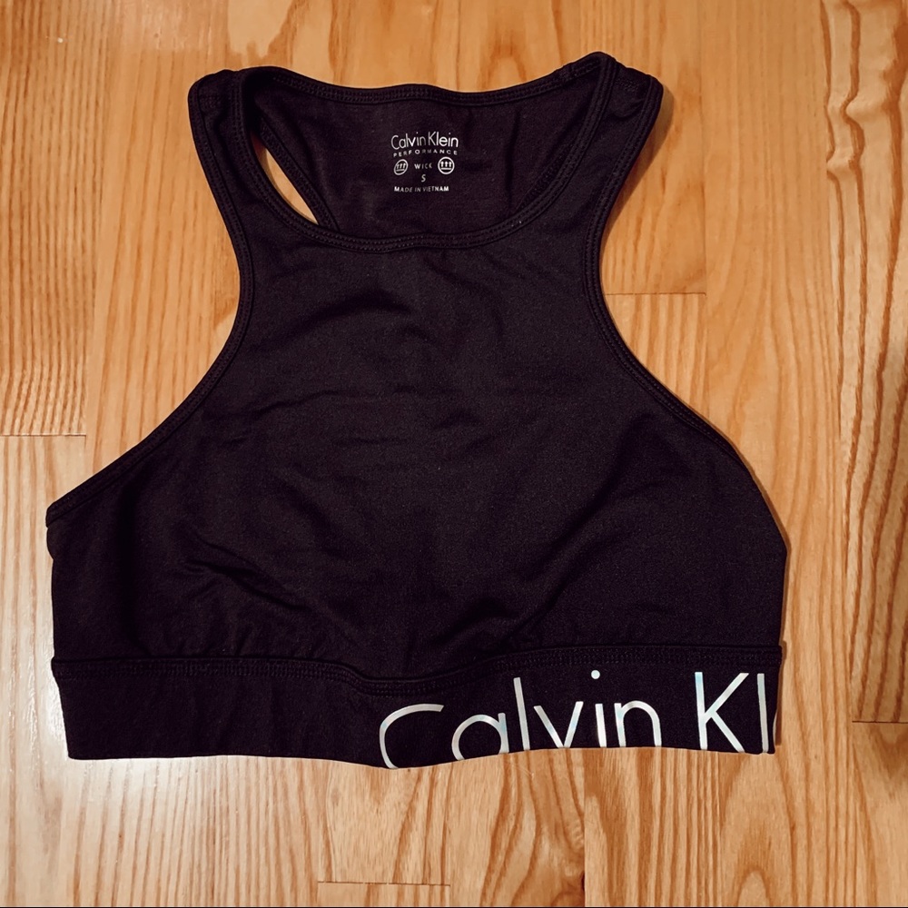 “Calvin Klein” crop top/ sports bra